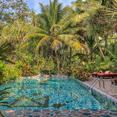 Abezza Resort And Adventure Spa Maskall 外观 照片