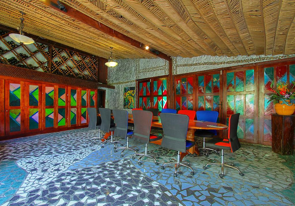 Abezza Resort And Adventure Spa Maskall 外观 照片
